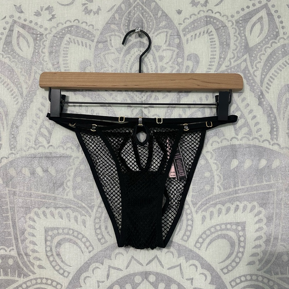 Nwt $34 Victoria Secret Very Sexy String Cheeky Fishnet Open Back Black S